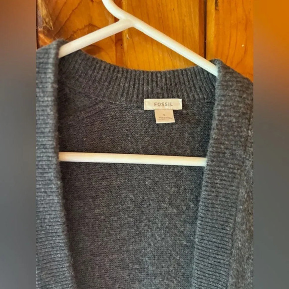 Fossil Classic Grey Button-Up Cardigan Sweater with Pockets‎ Casual Knitwear - Picture 3 of 3